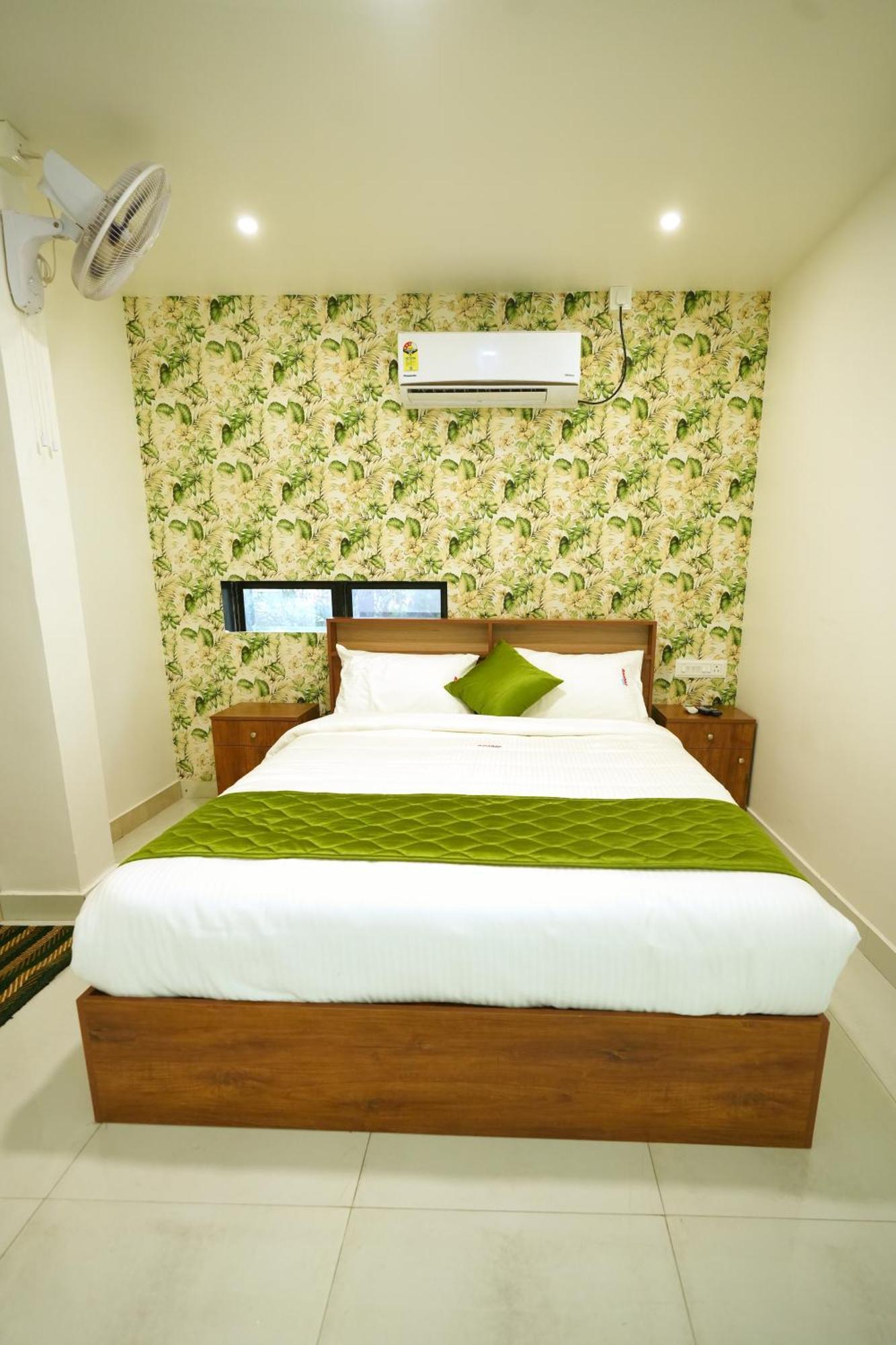 Amsher Suit Lulu Mall Road Hotel Kochi Luaran gambar